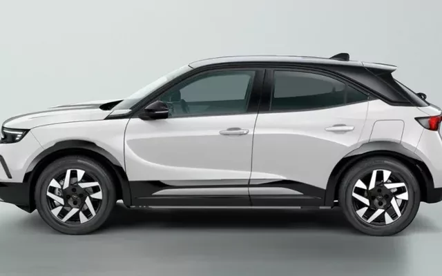 Opel Mokka 1.2 TURBO HYBRID 145 CH E-DCT6 GS Zéro km immatriculé