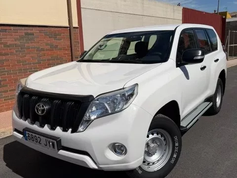 TOYOTA Land Cruiser Land Cruiser D-4D GX