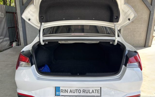 Hyundai Elantra Benzina 1.6