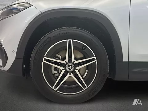 MERCEDES-BENZ EQB 250+