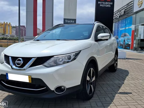 Nissan Qashqai 1.5 dCi N-Connecta 18