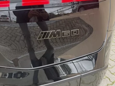BMW iX M60