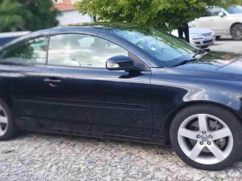Volvo C70 2.4 D5 Momentum Geartronic