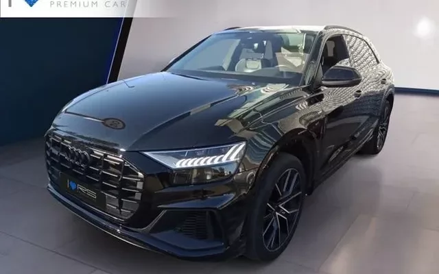 AUDI Q8 Q8 55 TFSIe Black line plus quattro
