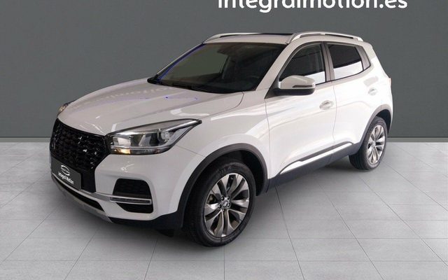 Mahindra XUV500 W8 FWD