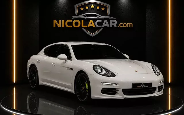 Porsche Panamera S E-Hybrid