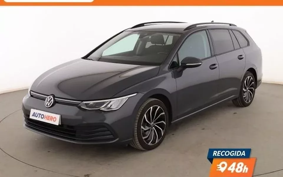 VOLKSWAGEN Golf 1.0 eTSI Life MHEV
