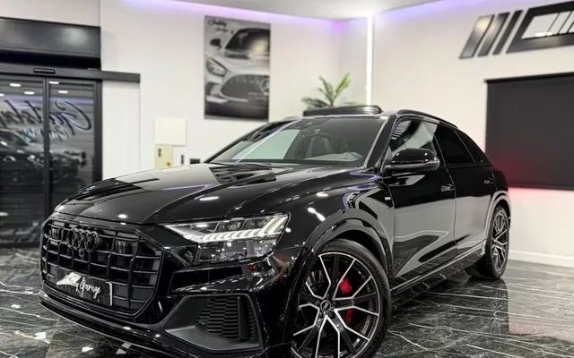 AUDI Q8 Q8 50 TDI Black line quattro tiptronic