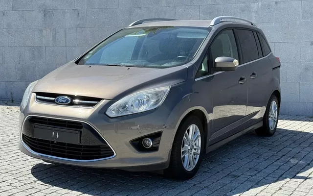 Ford Grand C-Max 1.0 EcoBoost S&S Titanium