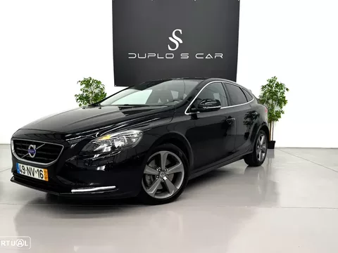 Volvo V40 2.0 D4 Momentum