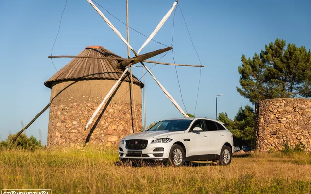Jaguar F-Pace 2.0 i4D Pure
