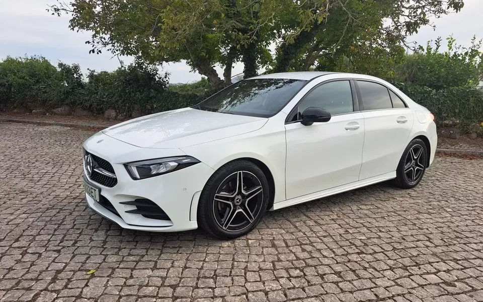 Mercedes-Benz A 180 Limousine d AMG Line Aut.