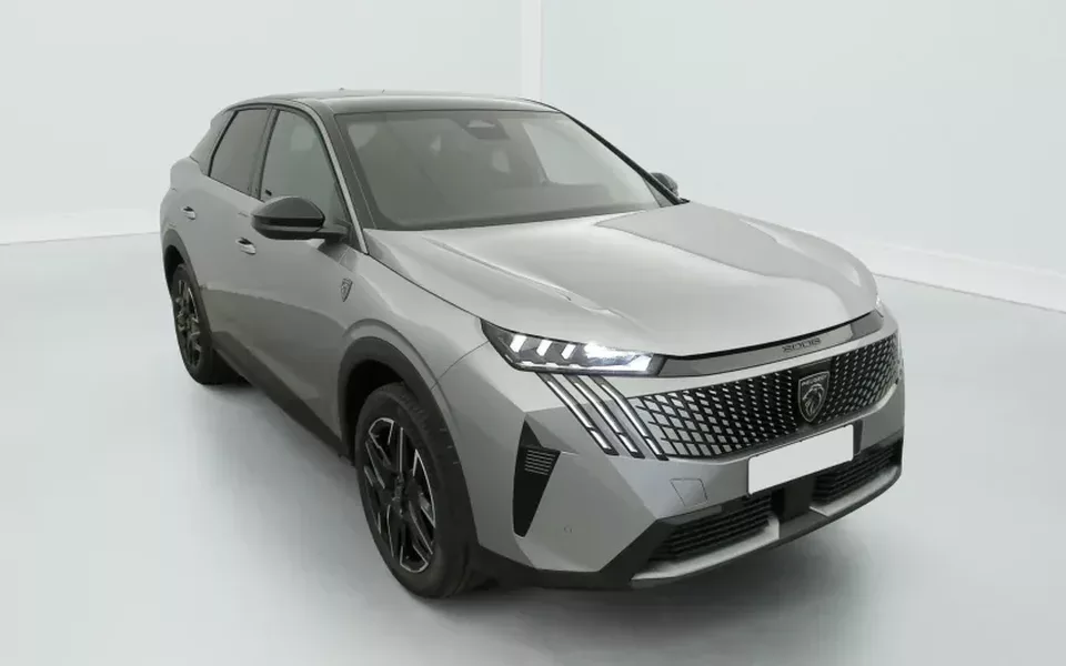 Peugeot 3008 Hybrid 145 e-DCS6 GT Zéro km immatriculé