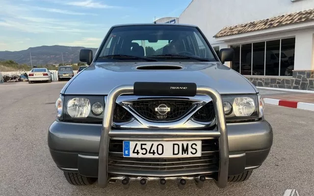 NISSAN Terrano Terrano 2.7 TDI Sport