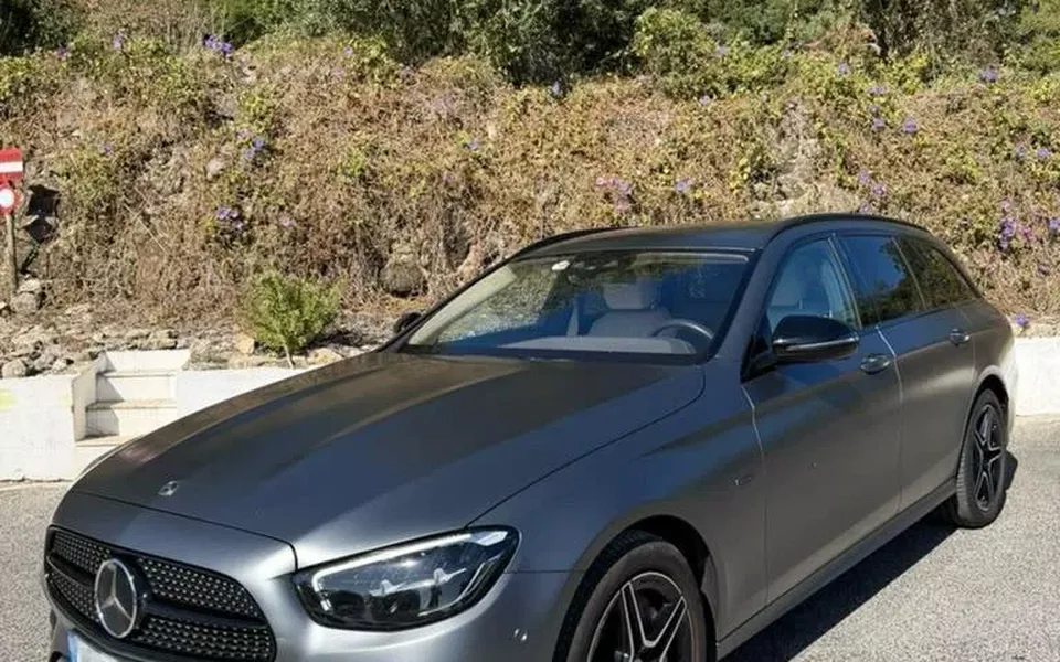 Mercedes-Benz E 300 e Station 9G-TRONIC AMG Line