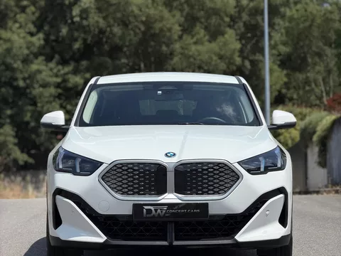 BMW iX2