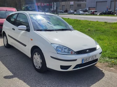 FORD Focus Focus 1.4 Intro - 3150€ en Ripoll