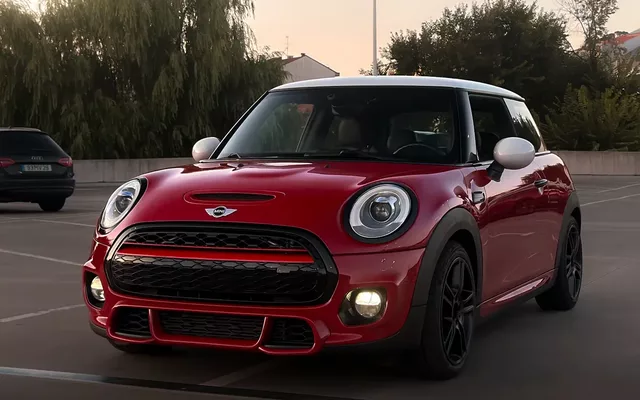 MINI 3 Portas Cooper S Auto Desportiva