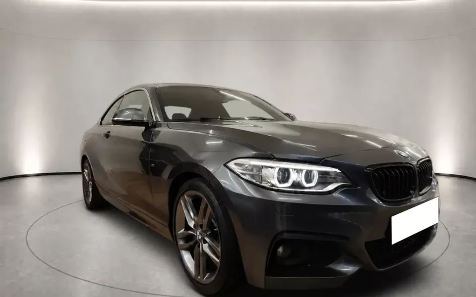 BMW 228 i Pack M