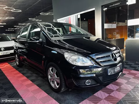 Mercedes-Benz B 150 Standard