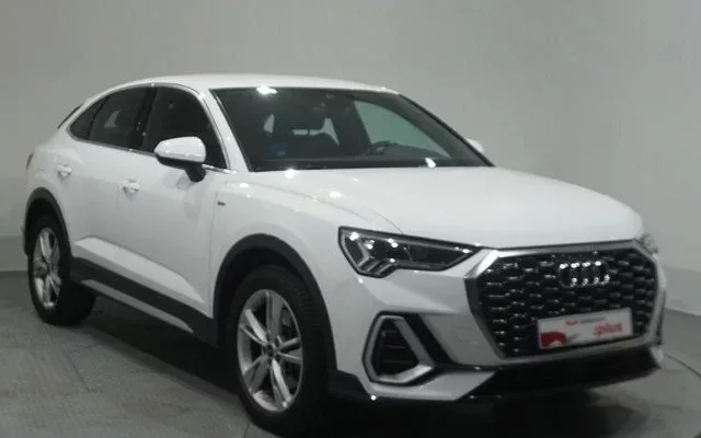 AUDI Q3 Q3 Sportback 45 TFSIe S line S-tronic