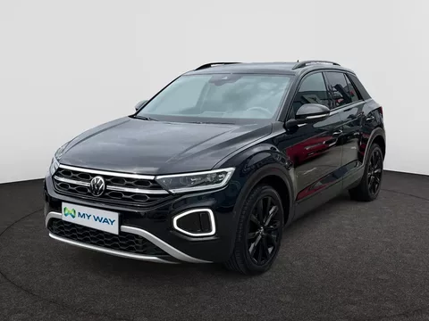 VOLKSWAGEN T-Roc AUTOMAAT 150PK CARPLAY CAMERA SENSOREN FULL LED