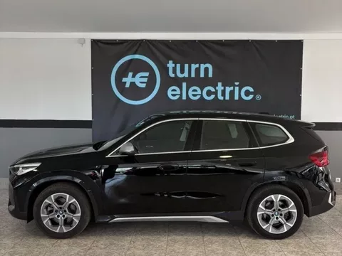 BMW iX1 xDrive30 xLine