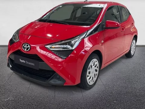 TOYOTA AYGO 1.0 VVT-i x-shift x-play