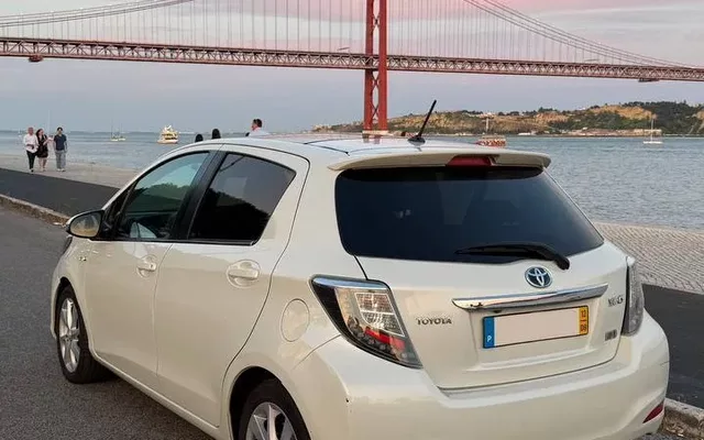 Toyota Yaris 1.5 HSD Comfort +P.Style+Navi