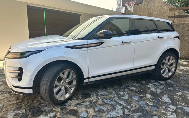 Land Rover Range Rover Evoque 1.5 P300e AWD R-Dynamic Auto
