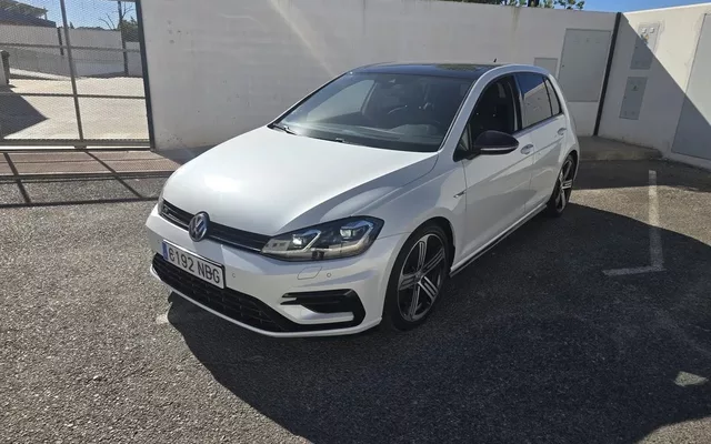 VOLKSWAGEN Golf R 2.0 TSI 228kW (310CV) 4Motion DSG - 24000€ en Aracena