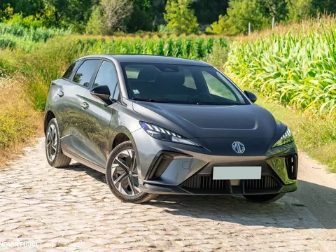 MG MG4 64 kWh Comfort