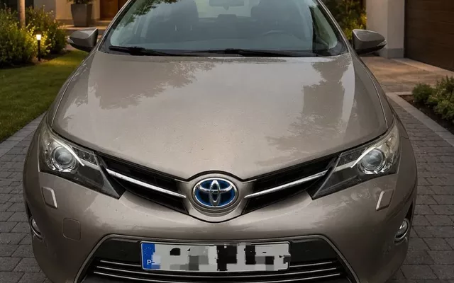 Toyota Auris Touring Sports 1.8 HSD Exclusive +TSS+Navi