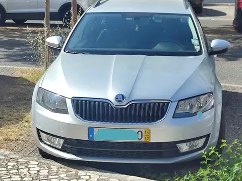 Skoda Octavia 2014 1.6 TDI Ambition