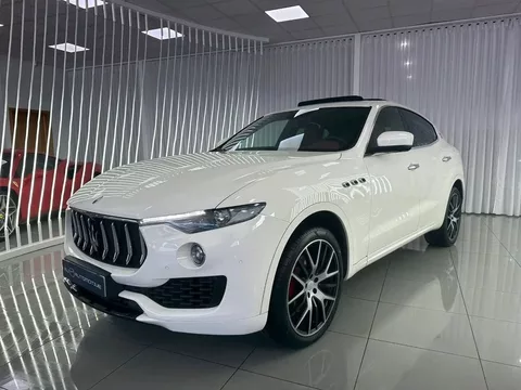 MASERATI Levante V6 275 HP D AWD