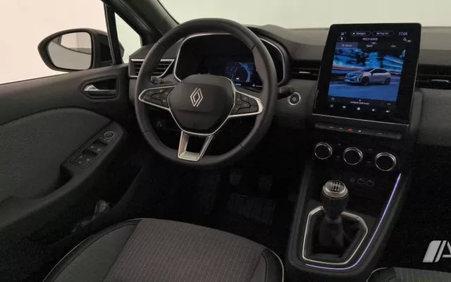 RENAULT Clio Clio TCe GLP Techno 74kW