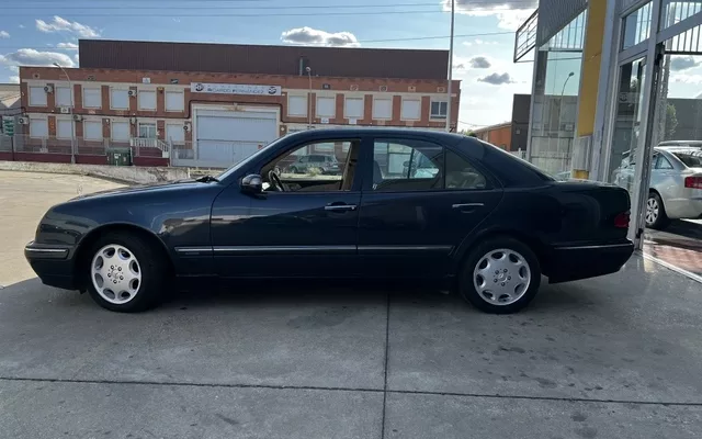 MERCEDES-BENZ Clase E E 320 CDI Elegance