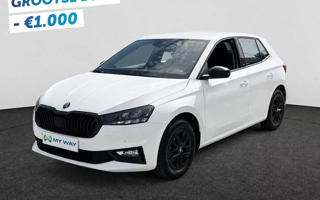 SKODA Fabia GARANTIE CARPLAY CAMERA SENSOREN FULL LED ZETEL VERW.
