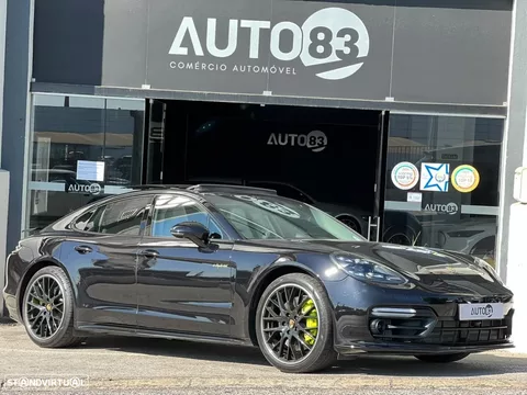 Porsche Panamera 4 E-Hybrid
