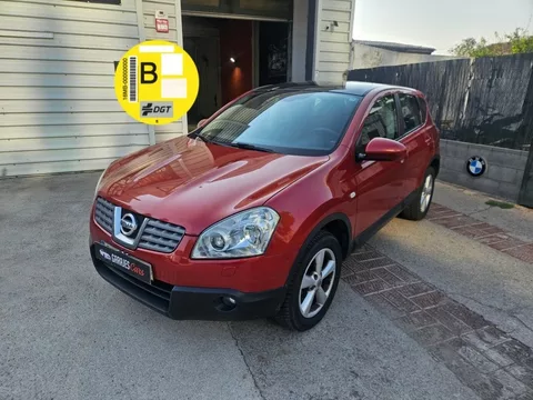 NISSAN Qashqai Q+2 2.0dCi Tekna 4x2