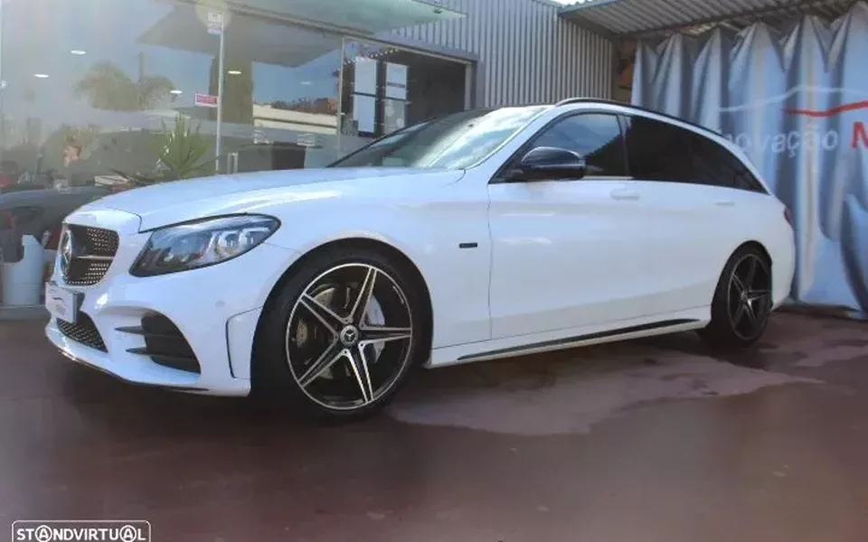 Mercedes-Benz C 300 de AMG Line