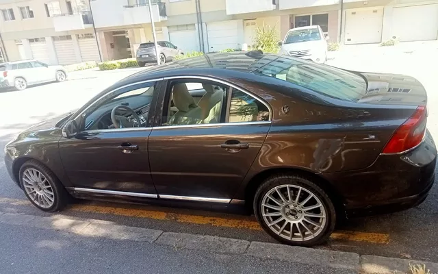 Volvo S80 2.4 D Momentum
