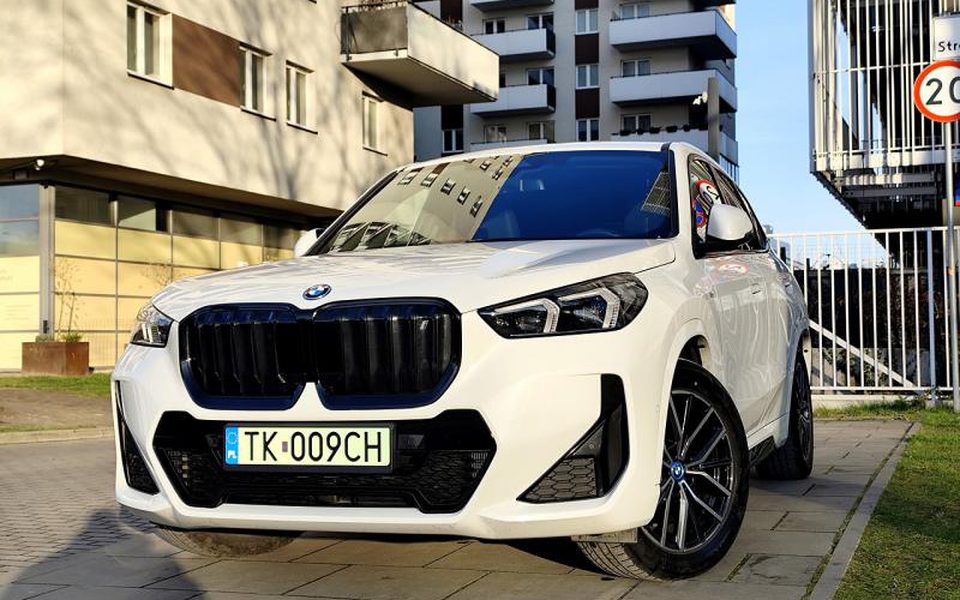 BMW IX1 2022