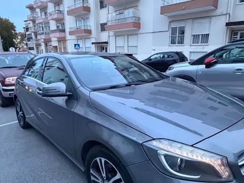 Mercedes-Benz A 180 d 7G-DCT Urban