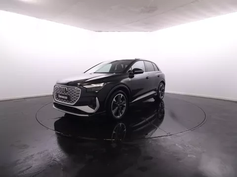 Audi Q4 e-tron 45 SE S Line Plus 286cv / Vidros Escurecidos / Cam. Traseira / LED / JLL20 / Bat. 82 kWh