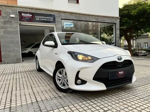 TOYOTA Yaris Yaris 120H 1.5 Business Plus