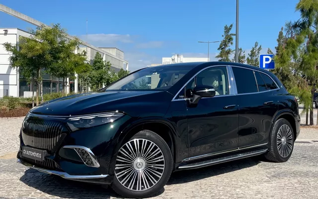 Mercedes-Benz EQS SUV Maybach 680