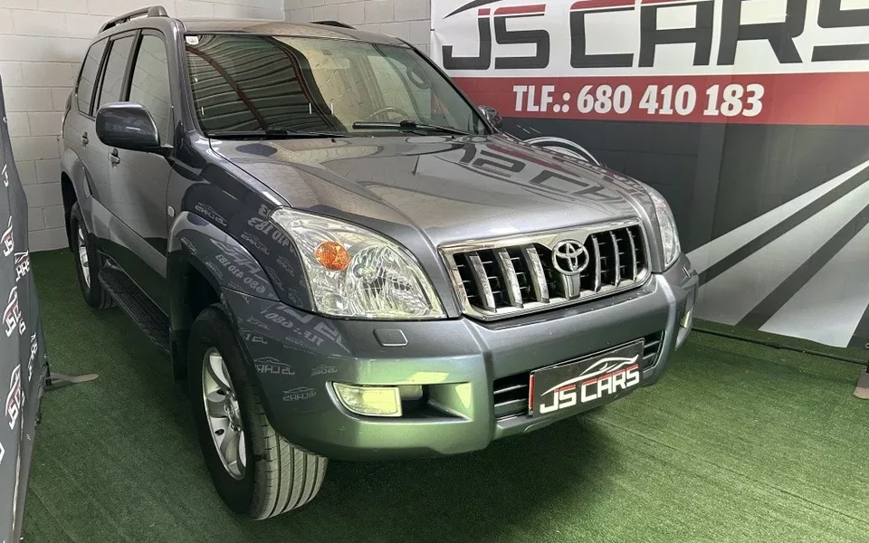 TOYOTA Land Cruiser Land Cruiser D-4D VXL