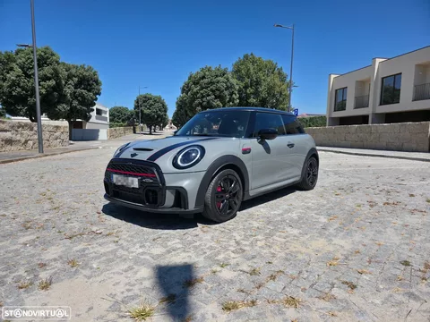 MINI 3 Portas John Cooper Works Auto Desportiva