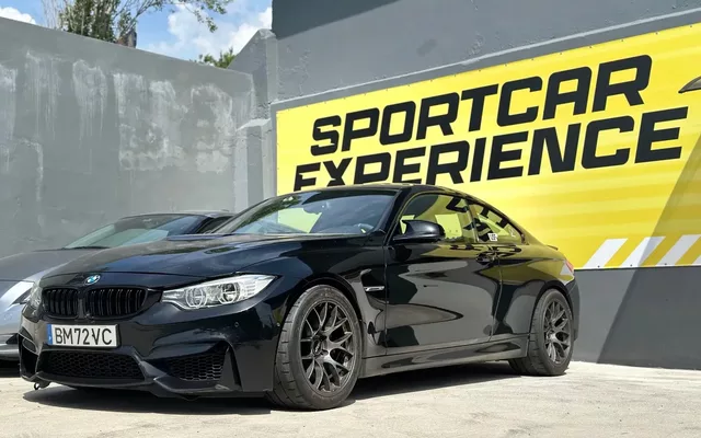 BMW M4 Auto